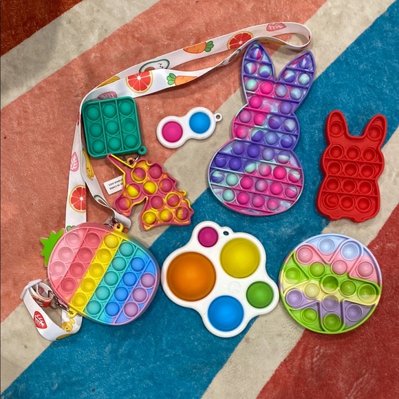 4/$10 Colorful Pop It Fidget Toy Set 8 pieces - Picture 1 of 1